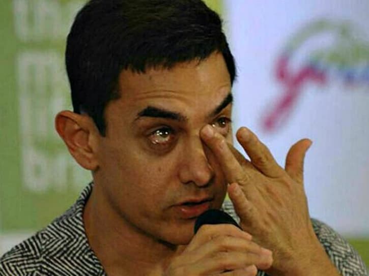 Aamir narrates the tearful experience, 'So I decided to quit Bollywood'